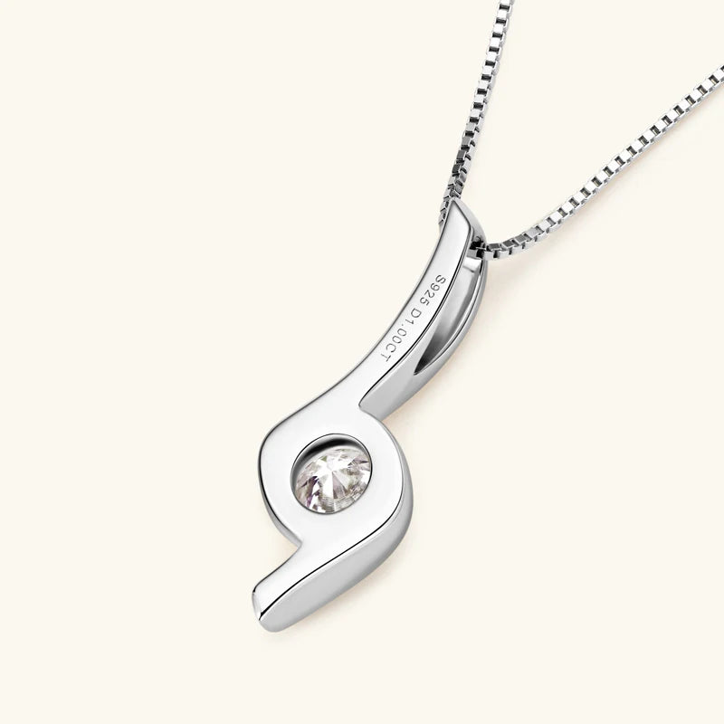 Liora Pendant Necklace